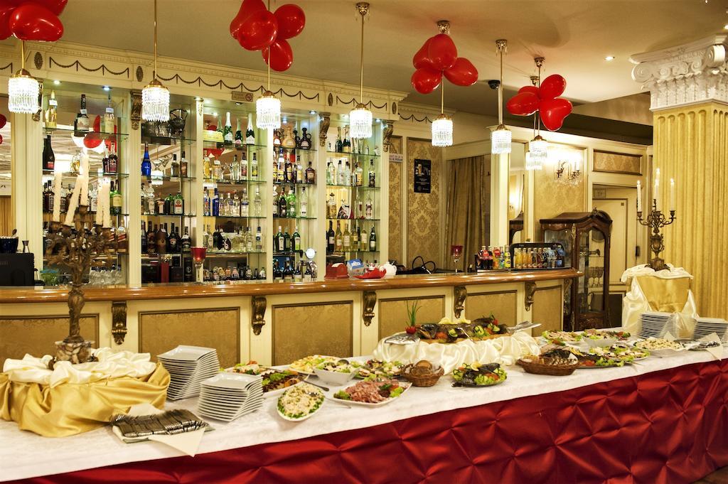 Spa Hotel Gloria Пжемысл Экстерьер фото