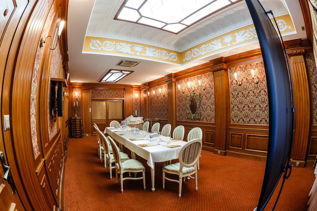 Spa Hotel Gloria Пжемысл Экстерьер фото