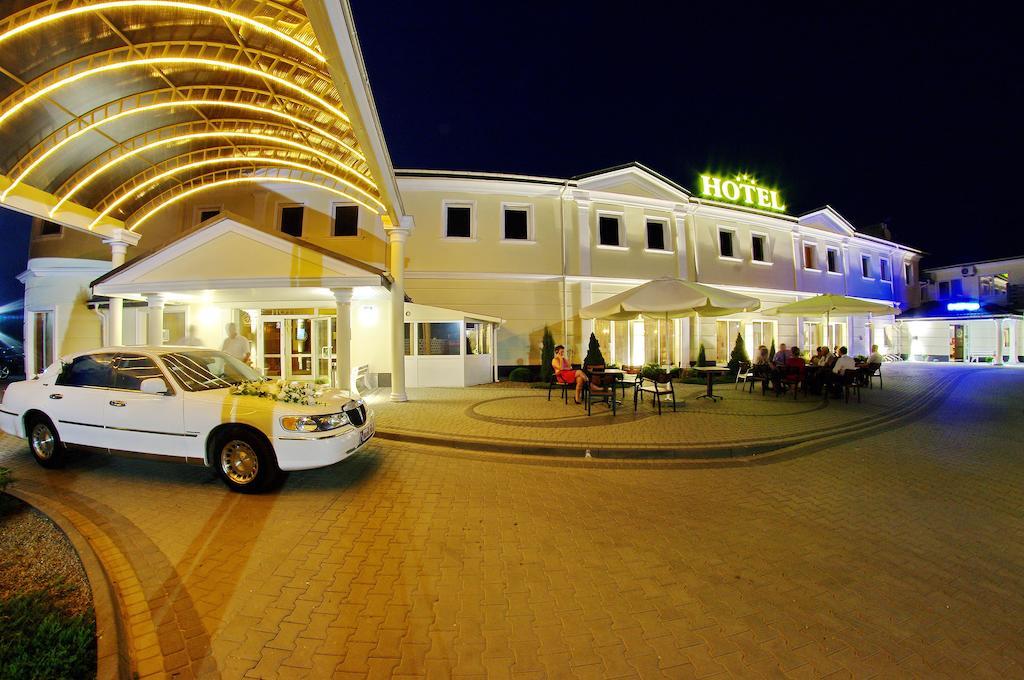 Spa Hotel Gloria Пжемысл Экстерьер фото